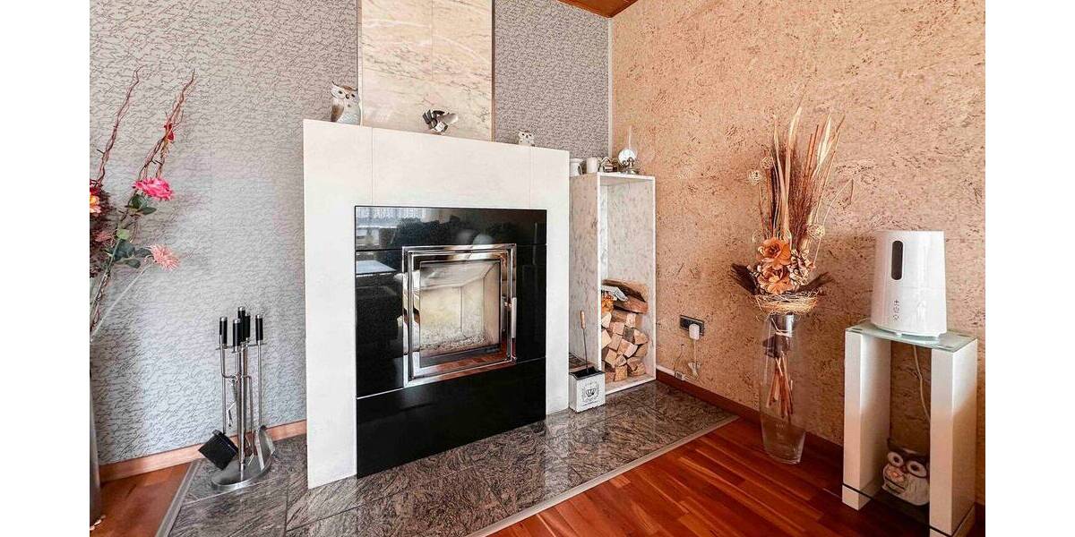 Doppelhaushälfte Nürnberg Schweinau - 8 Zimmer, 179 m&sup2;, 589.000&euro; | Angebot:26028374