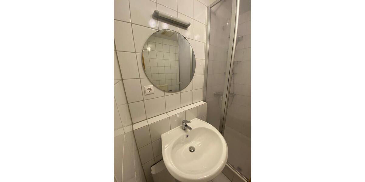 Erdgeschoßwohnung Kaiserslautern Betzenberg - 1 Zimmer, 23 m&sup2;, 550&euro; | Angebot:25422724