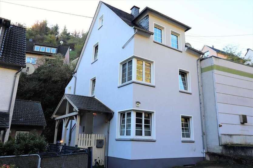 Haus zum Kaufen in Briedel 168.000 € 100 m²