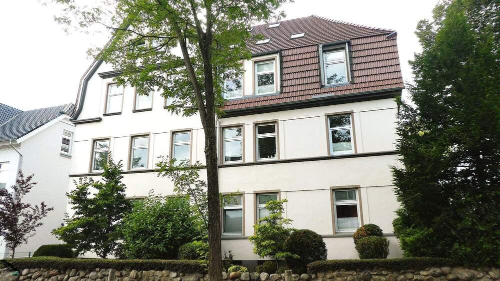 Wunderschöne Paxis in hervorragender Lage 8 zimmer