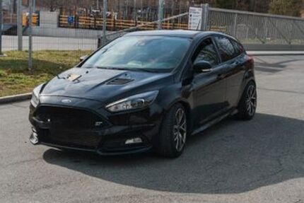 Ford Focus 85.000 km 15.000 &euro; Feucht 90537