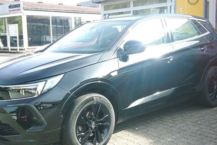 Opel Grandland (X) 27.200 km 22.990 &euro; Emmendingen 79312