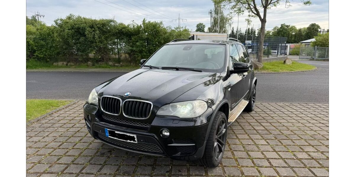 BMW X5 260.000 km 13.900 &euro; Fulda 36043