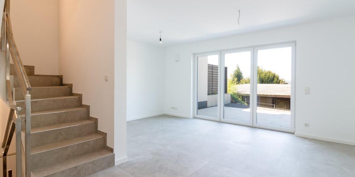 Modernes Wohnen in Trier-Irsch - Neubau mit toller Dachterrasse und Weitblick - Reihenhaus Trier Kürenz | Angebot:26368699