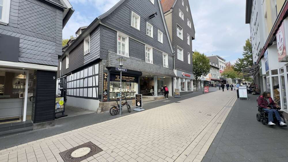Großes Büro- und Praxisfläche in Hattingens Altstadt mit IT-Raum, LAN, Seminarraum und Gartennutzung - Gewerbeobjekt Hattingen Baak | Angebot:24705235