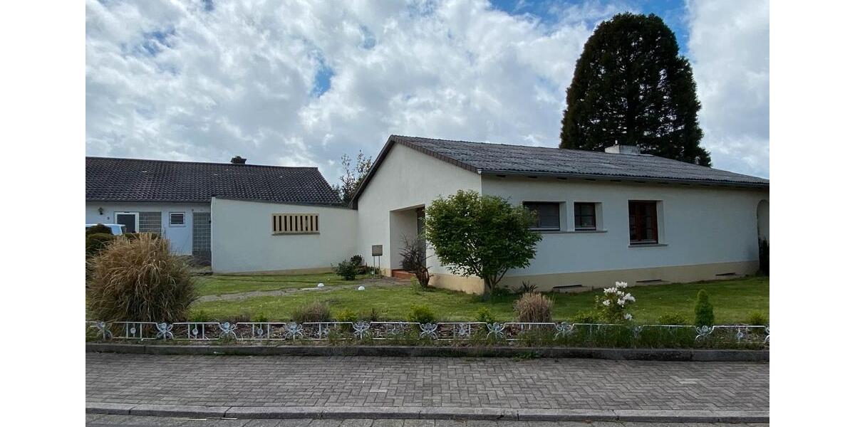 Freistehendes EFH mit unverbaubarem Blick ins Grüne 4 zimmer