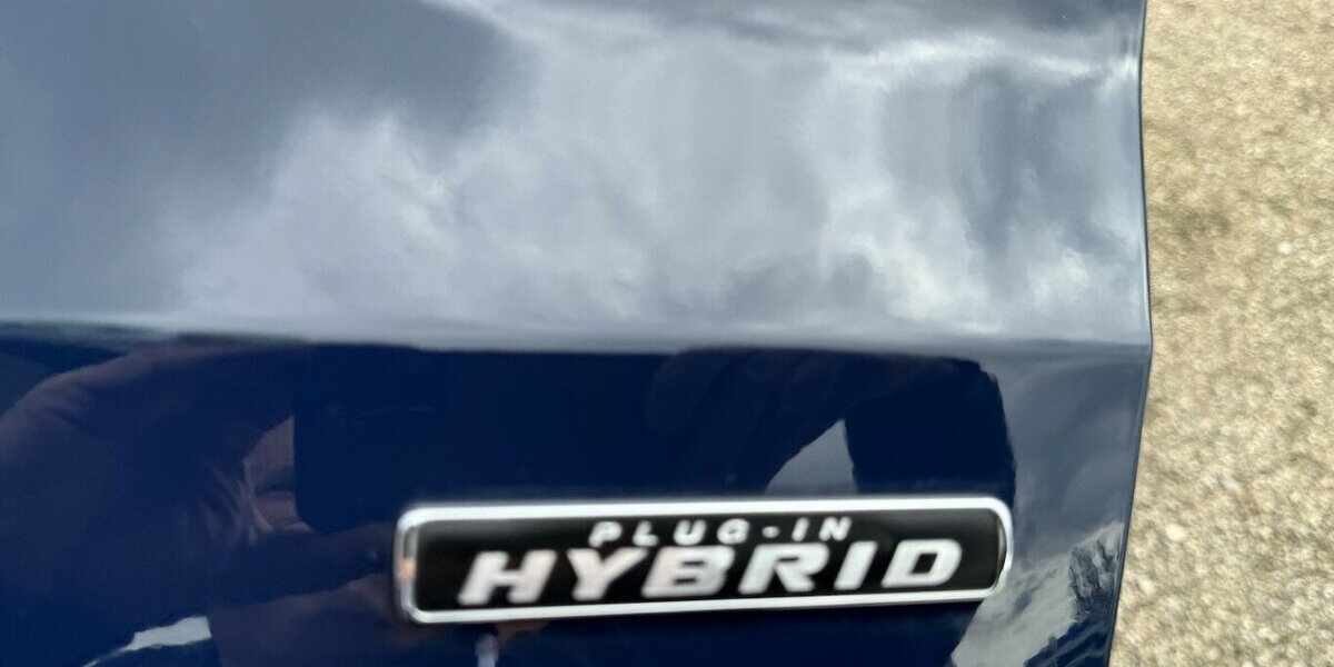 Ford Kuga 2.5 Plug-In Hybrid ST-Line X *LED/Navi/SHZG/W 16.141 km 23.990 &euro; Bamberg 96052