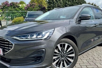 Ford Focus 83.164 km 15.900 &euro; Neumünster 24536