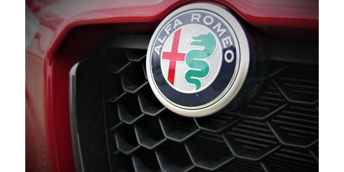 Alfa Romeo Stelvio 5.700 km 49.900 &euro; Neustadt/Orla 07806