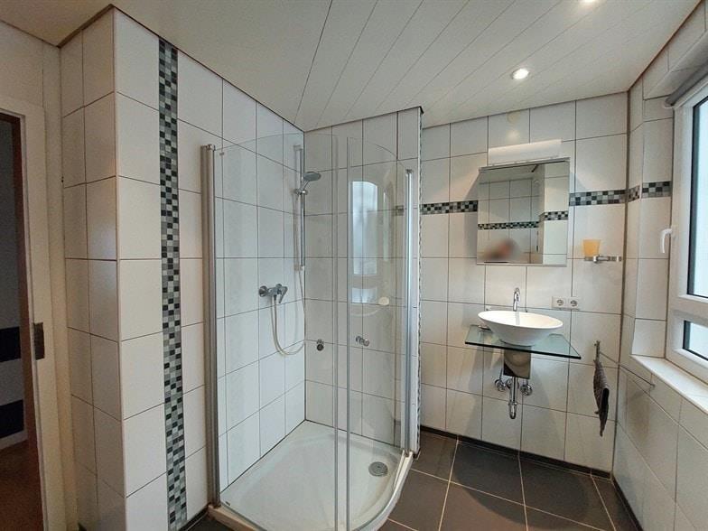 Einfamilienhaus Mühlacker - 8 Zimmer, 159 m&sup2;, 379.000&euro; | Angebot:25992437