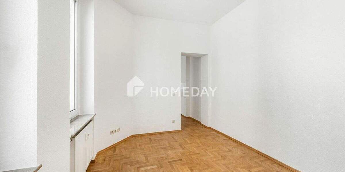 Altbaucharme trifft moderne Wohnqualität - stilvolle und bezugsfreie 3-Zimmer-Wohnung 3 zimmer