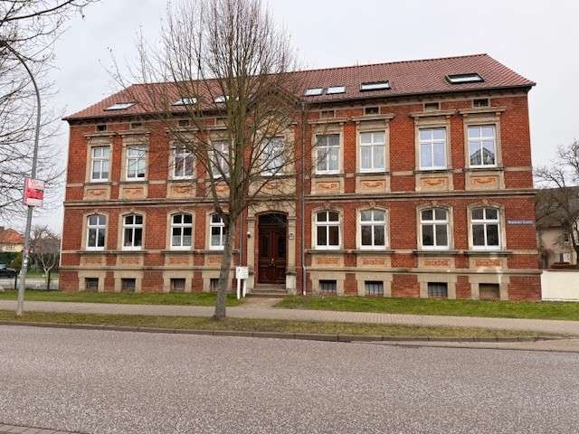 Etagenwohnung Wittstock - 3 Zimmer, 93 m&sup2;, 90.000&euro; | Angebot:24619135