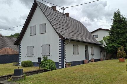 Haus Saarwellingen - 4 Zimmer, 93 m&sup2;, 110.000&euro; | Angebot:26739303