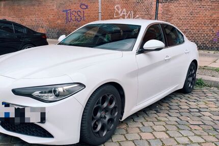Alfa Romeo Giulia 150.000 km 14.250 &euro; Berlin 13355
