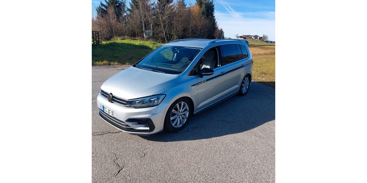 VW Touran 144.000 km 16.199 &euro; Siegsdorf 83313