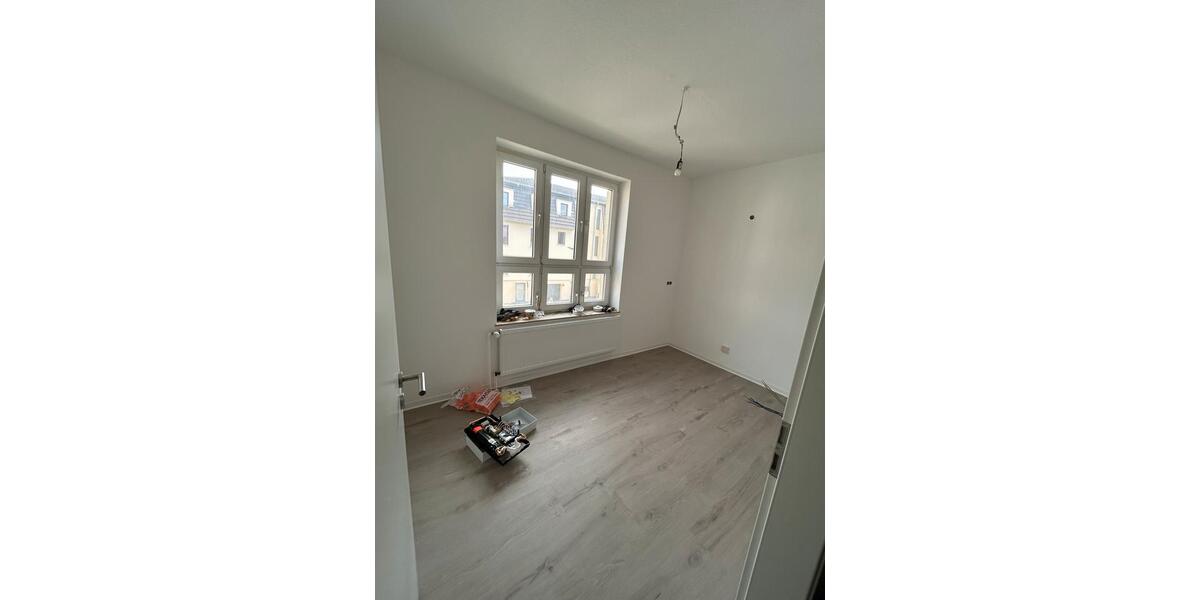 Etagenwohnung Stendal - 1 Zimmer, 38 m&sup2;, 400&euro; | Angebot:26033185