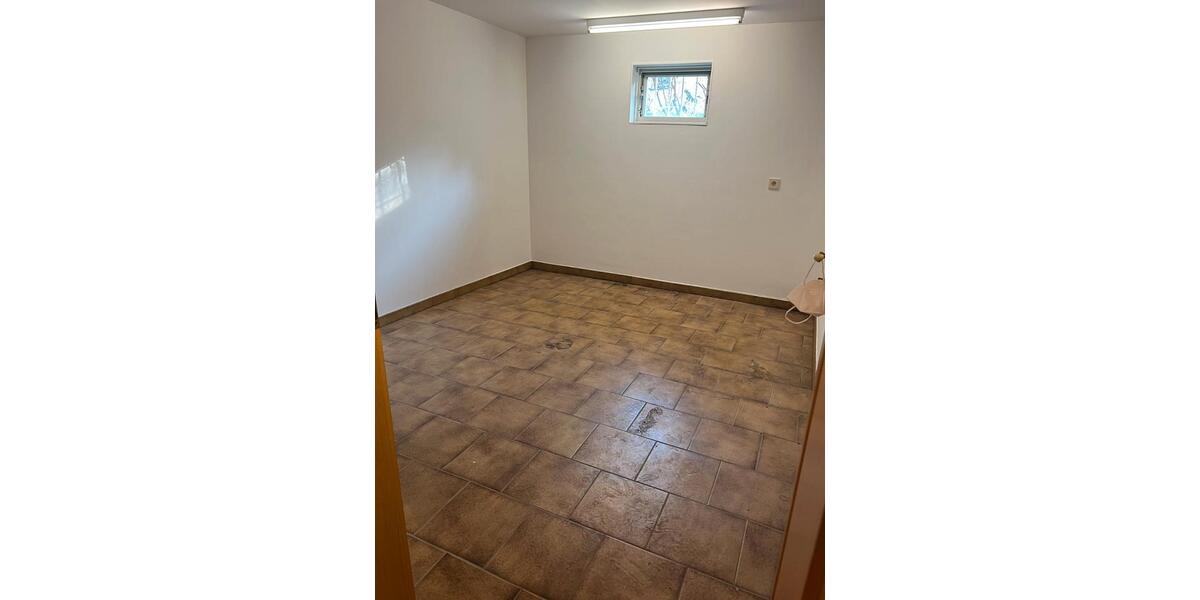 Einfamilienhaus Memmelsdorf - 7 Zimmer, 241 m&sup2;, 750.000&euro; | Angebot:26960803