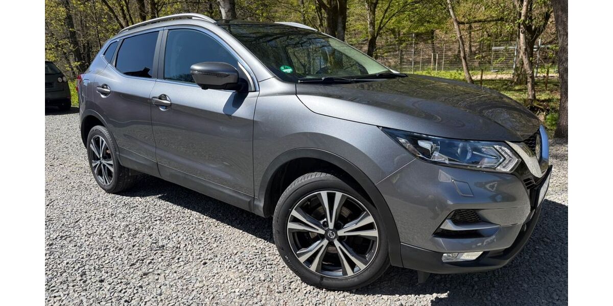 Nissan Qashqai 97.000 km 14.999 &euro; lüdenscheid 58515