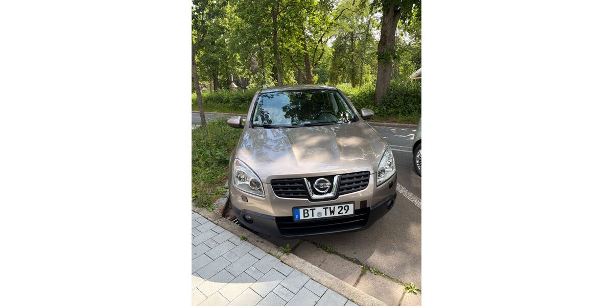 Nissan Qashqai 73.767 km 7.999 &euro; Bayreuth 95447