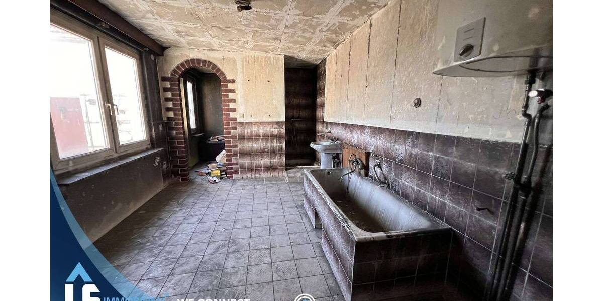 Doppelhaushälfte Tangermünde - 5 Zimmer, 141 m&sup2;, 84.000&euro; | Angebot:26308502