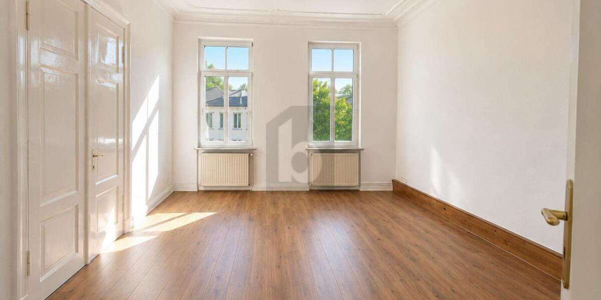 Etagenwohnung Rostock - 4 Zimmer, 119 m&sup2;, 1.650&euro; | Angebot:27136952