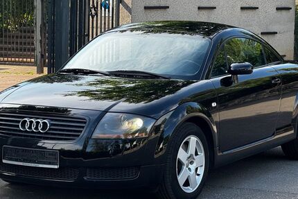 Audi TT 141.053 km 8.990 &euro; Stuttgart 70374