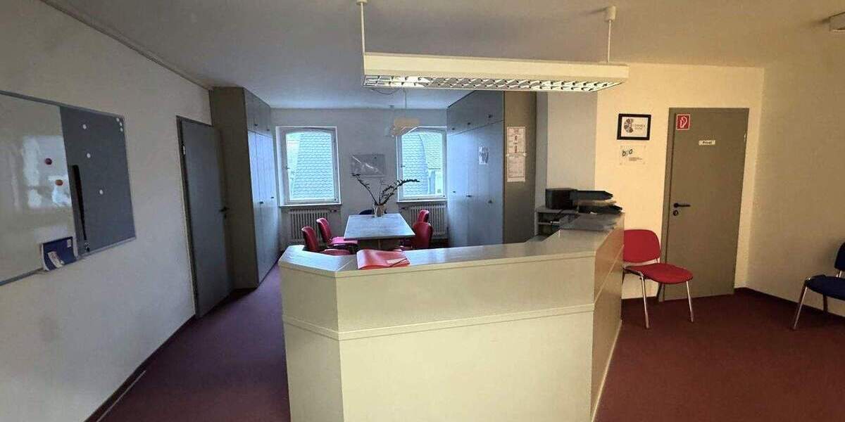 Gewerbeobjekt Bindlach - 8 Zimmer, 265 m&sup2;, 1.500&euro; | Angebot:25664523