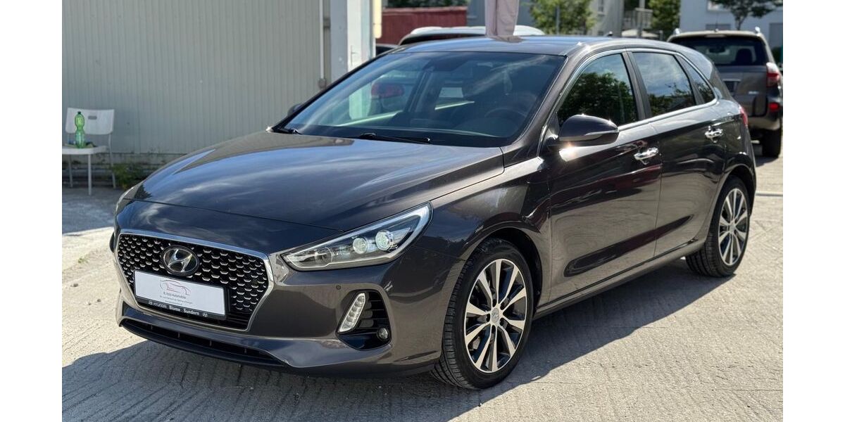 Hyundai i30 168.000 km 9.990 &euro; Frankfurt am Main 60386