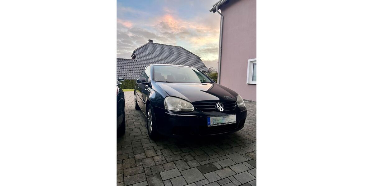 VW Golf 190.000 km 2.500 &euro; Euskirchen 53881