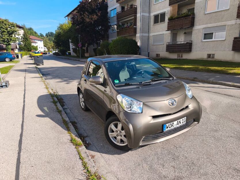 Toyota IQ 74.300 km 5.200 € Wolfratshausen 82515