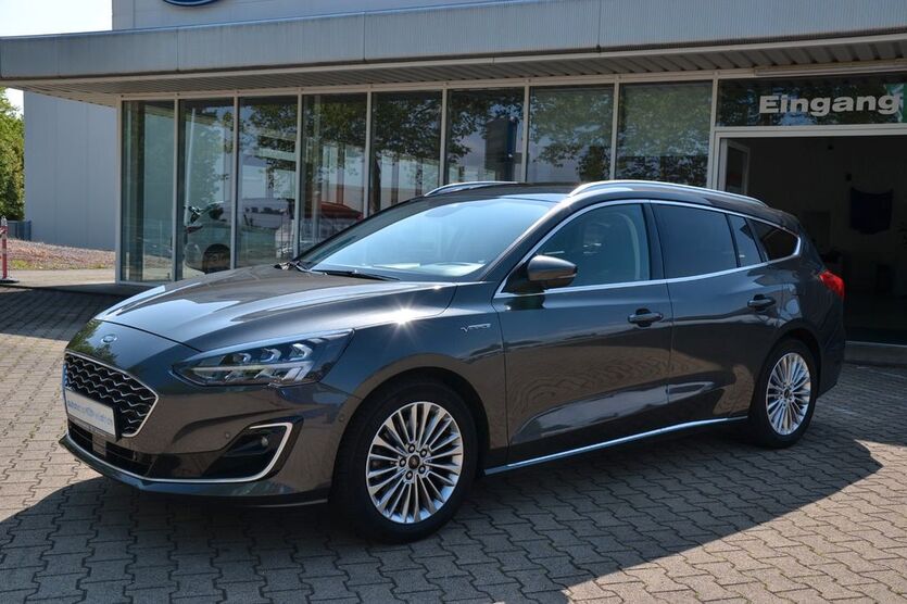 Ford Focus 93.125 km 18.480 € Döbeln 04720