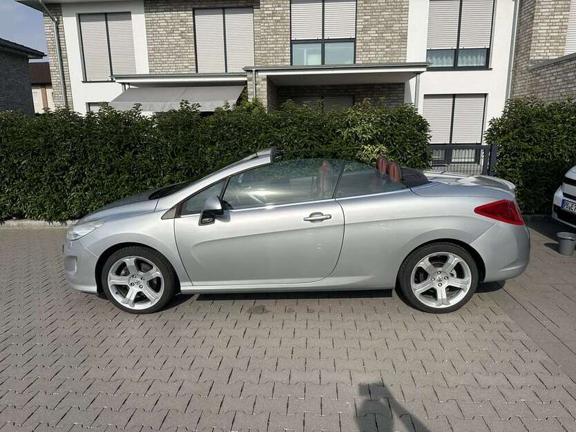 Peugeot 308 175.000 km 4.500 € Schlangen 33189