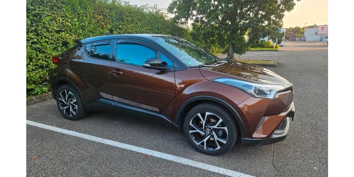 Toyota C-HR 130.000 km 15.400 &euro; RASTATT 76437