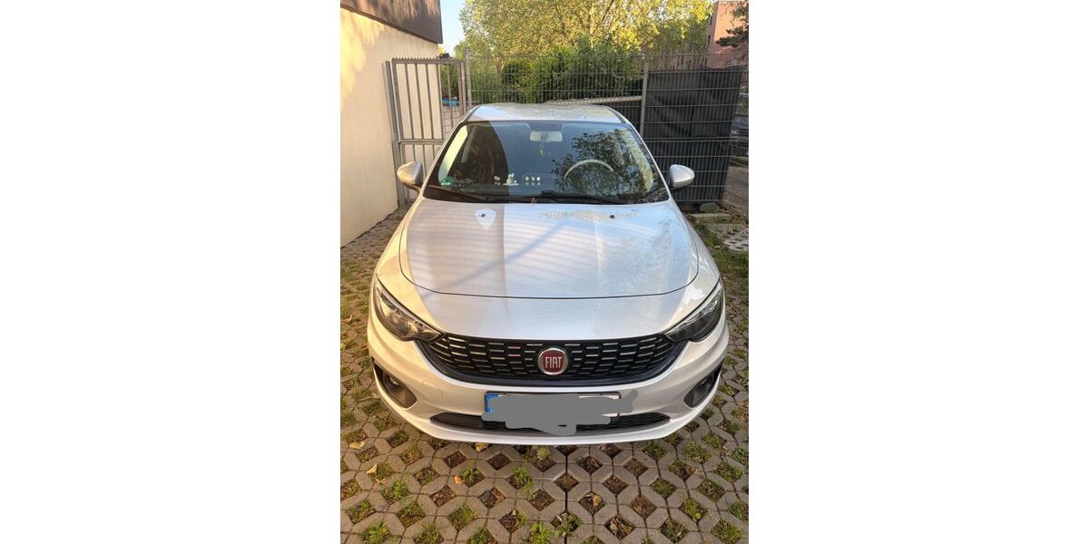 Fiat Tipo 47.000 km 12.200 &euro; Düsseldorf 40472