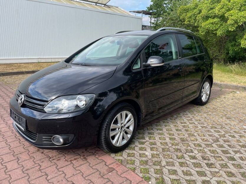 VW Golf Plus 140.000 km 6.400 € Halle/S. 06132