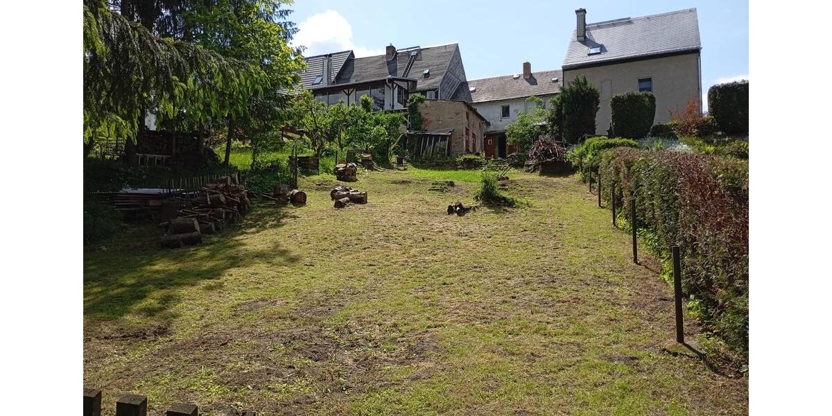 Reihenhaus Marienberg - 8 Zimmer, 120 m&sup2;, 43.000&euro; | Angebot:25057100