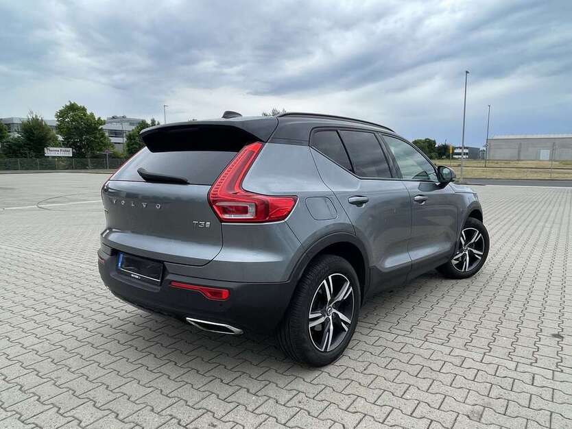XC40