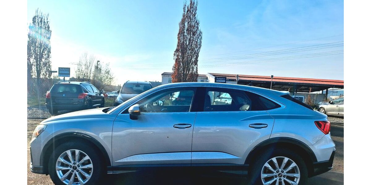 Audi Q3 66.000 km 25.990 € Blankenfelde-Mahlow 15831