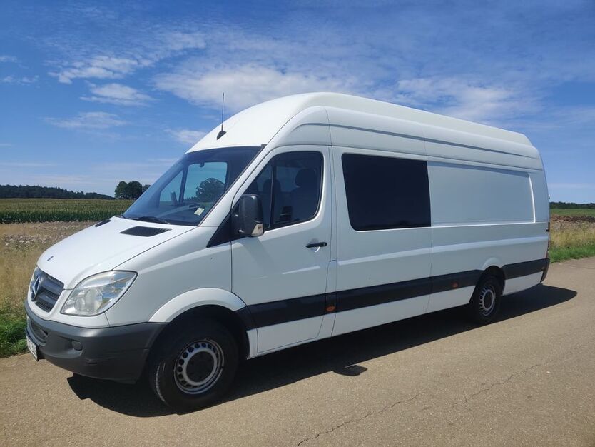 Mercedes-Benz Sprinter 332.000 km 16.316 € Stuttgart 70178