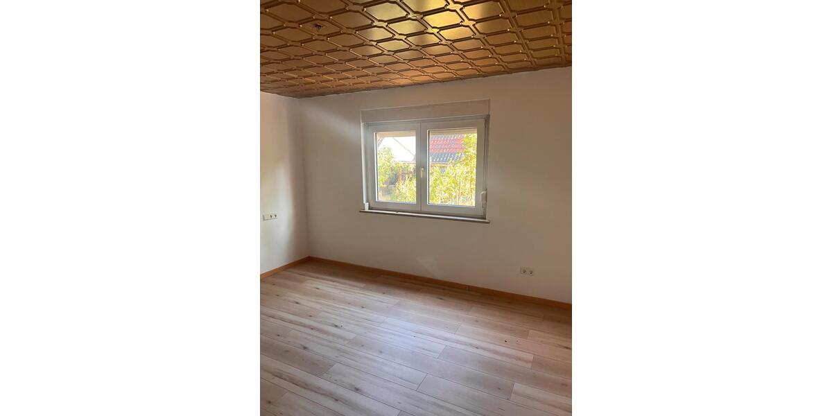 Erdgeschoßwohnung Besigheim - 3 Zimmer, 65 m&sup2;, 184.000&euro; | Angebot:27120854