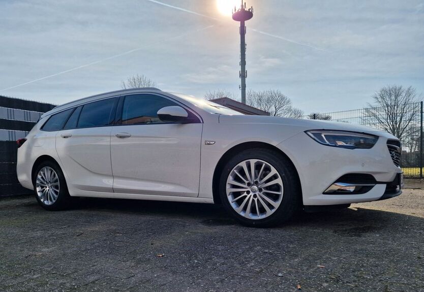 Opel Insignia 169.000 km 12.700 € Vrees 49757