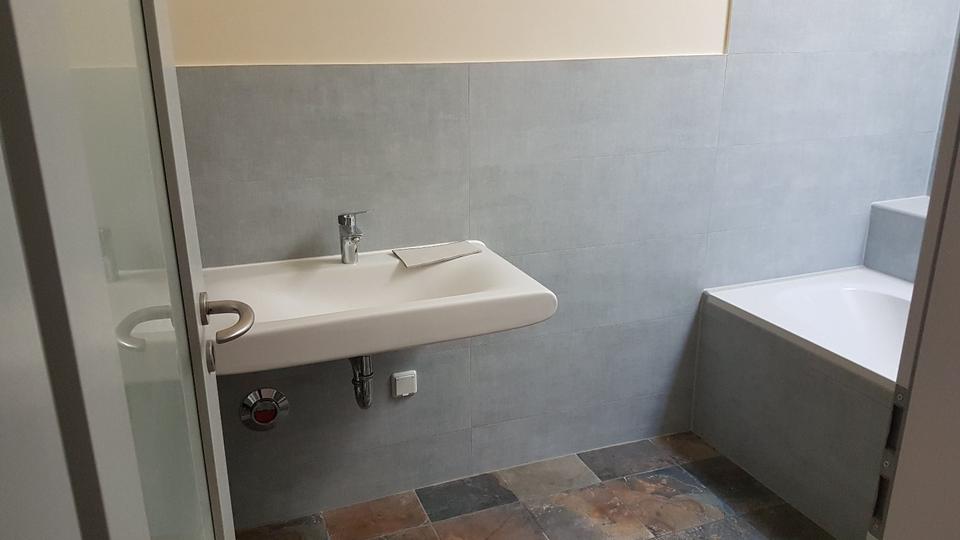 Etagenwohnung Treuenbrietzen - 6 Zimmer, 160 m&sup2;, 1.440&euro; | Angebot:25832302