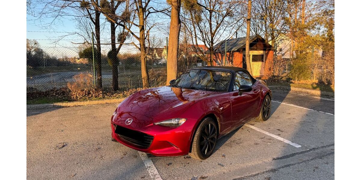 Mazda MX-5 59.700 km 21.950 &euro; München 81671