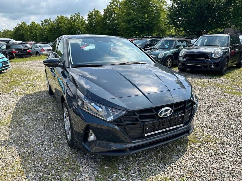 i20
