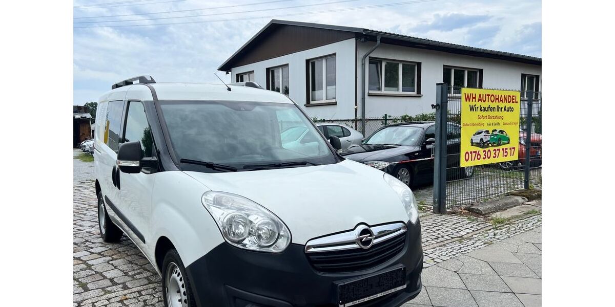 Opel Combo 141.480 km 4.400 &euro; berlin 12524