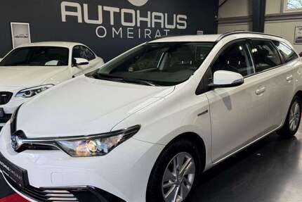Toyota Auris 154.000 km 12.900 &euro; Essingen (bei Aalen) 73457