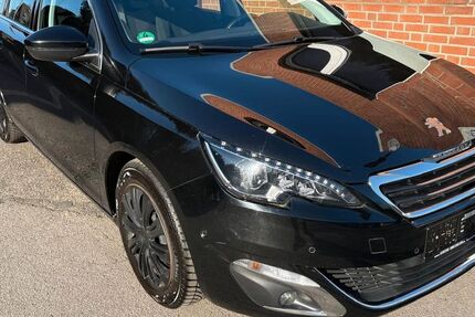 Peugeot 308 147.000 km 7.500 &euro; Krefeld 47804