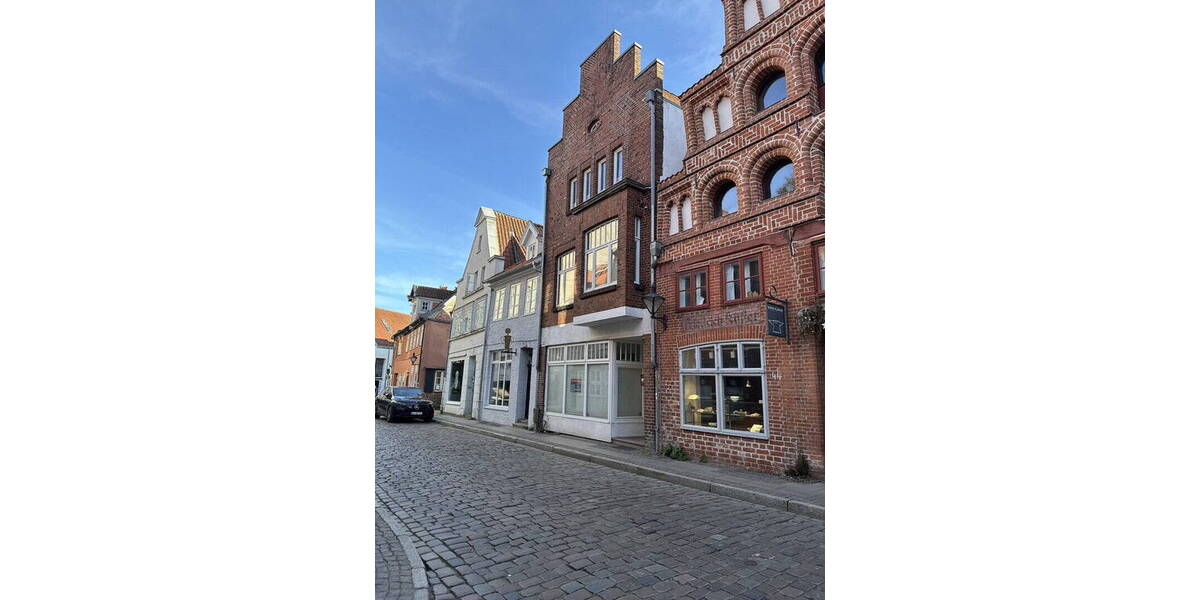 Einfamilienhaus Lüneburg Altstadt - 8 Zimmer, 198 m&sup2;, 649.000&euro; | Angebot:25663268