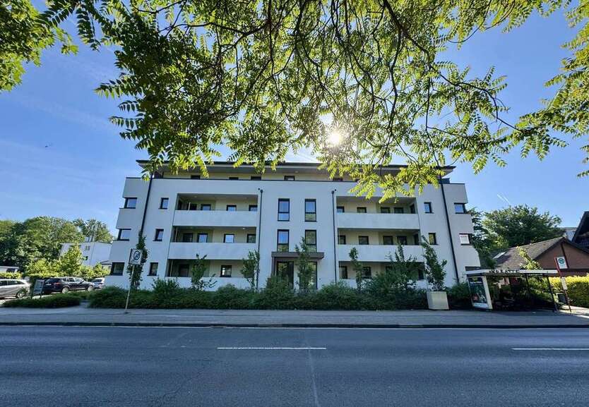 Wohnung zum Mieten in Neuss 1.090 € 80 m²