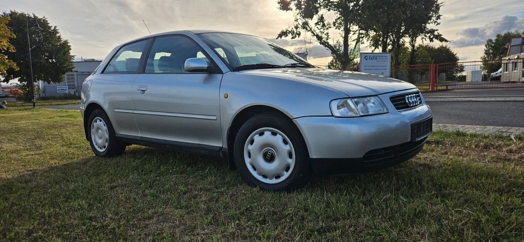 Audi A3 81.200 km 3.499 € Klipphausen 01665